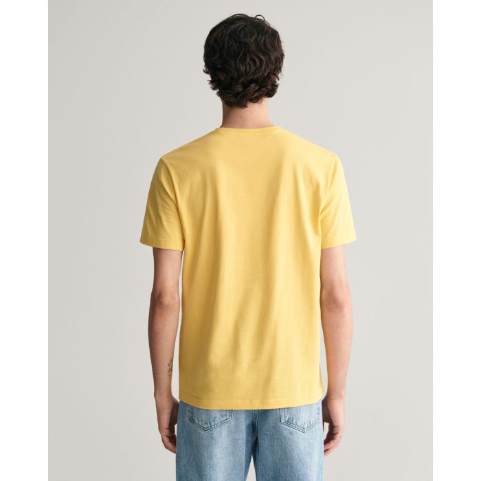 gant-miesten-t-paita-reg-shield-ss-t-shirt-keltainen-2