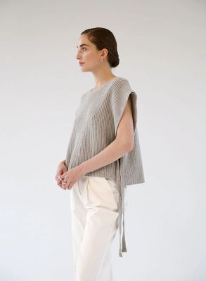 Gauhar Naisten Neuleliivi, Merino Vest O-Neck Cloud Ruskeanharmaa