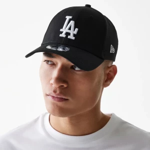 New Era miesten lippis, LEAGUE ESSENTIAL 9FORTY® LA Musta