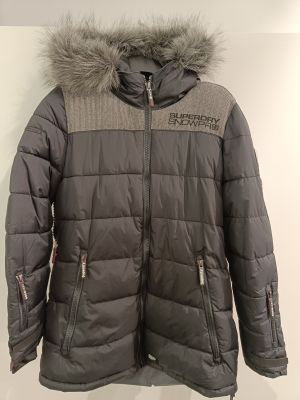 Super Dry Talvitakki Musta XL (Second hand) Musta