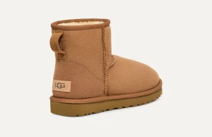 UGG Naisten Kengät, W CLASSIC MINI II Kaakaonruskea